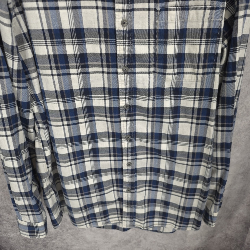 Eddie Bauer Flannel Shirt Mens XLT  Plaid Button Up Relaxed Fit Heavyweight - Picture 2 of 11